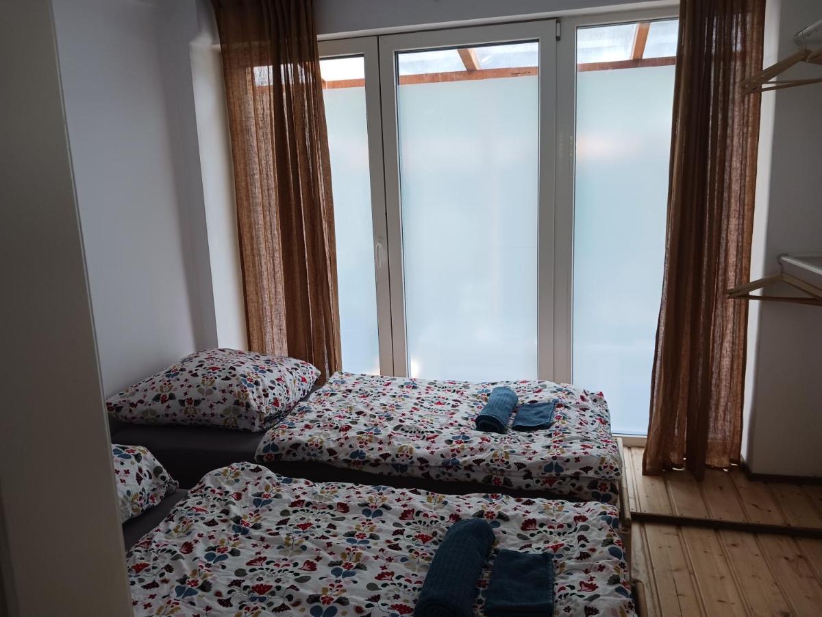 Squat Deluxe Berlin, The Hostel מראה חיצוני תמונה